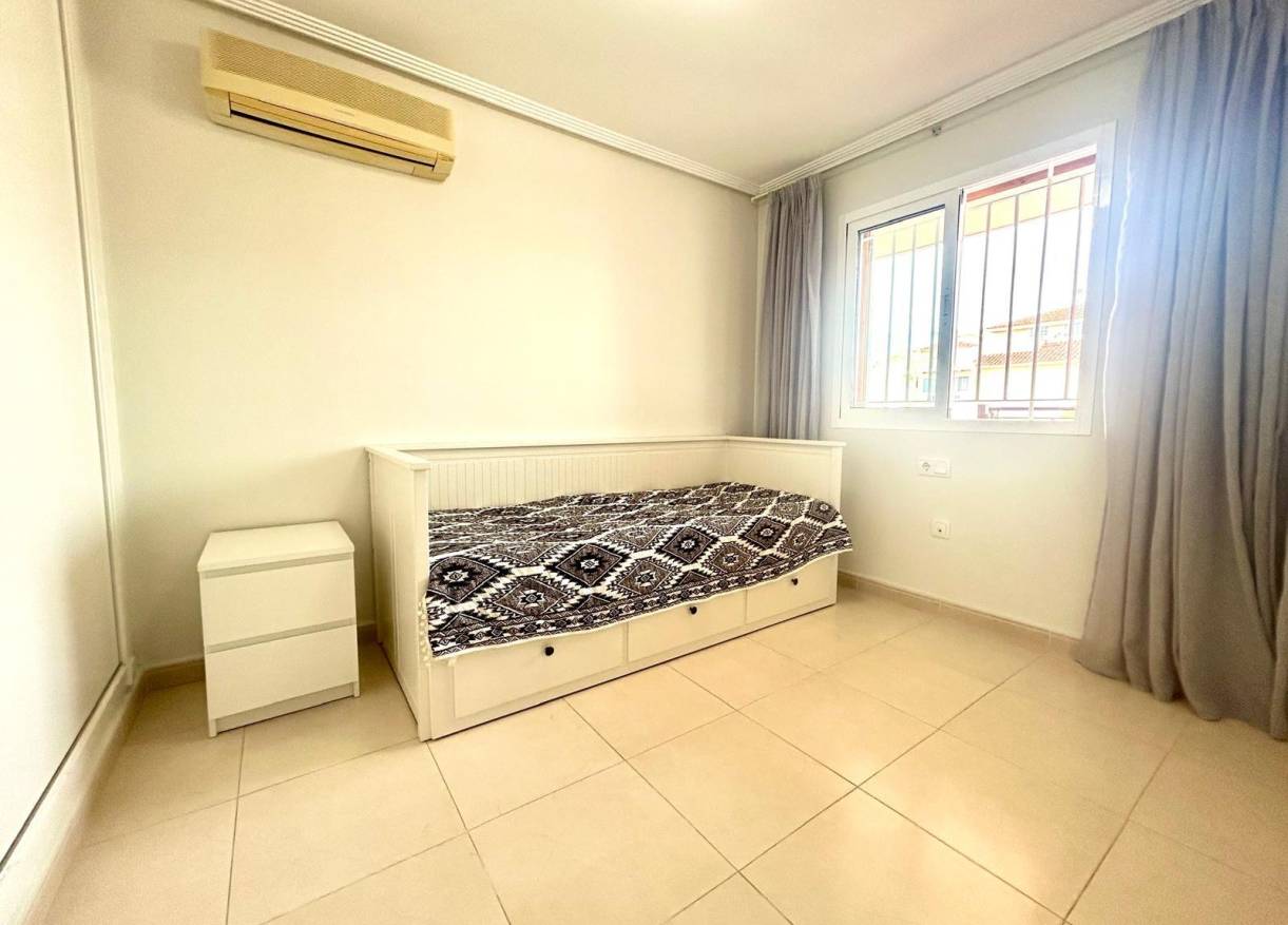 Bestaand - Penthouse - Orihuela Costa - La Zenia