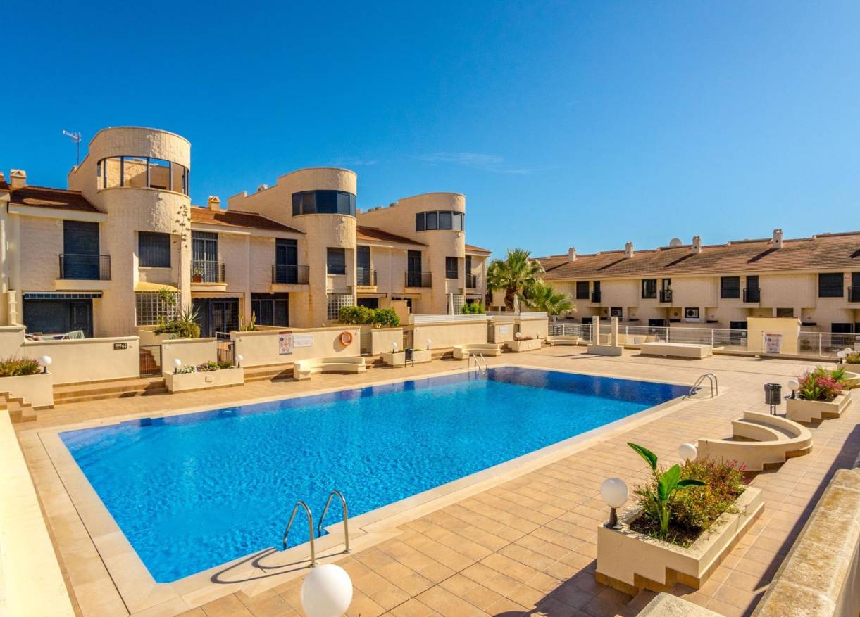 Bestaand - Townhouse / Semi-detached - Orihuela Costa - Cabo Roig