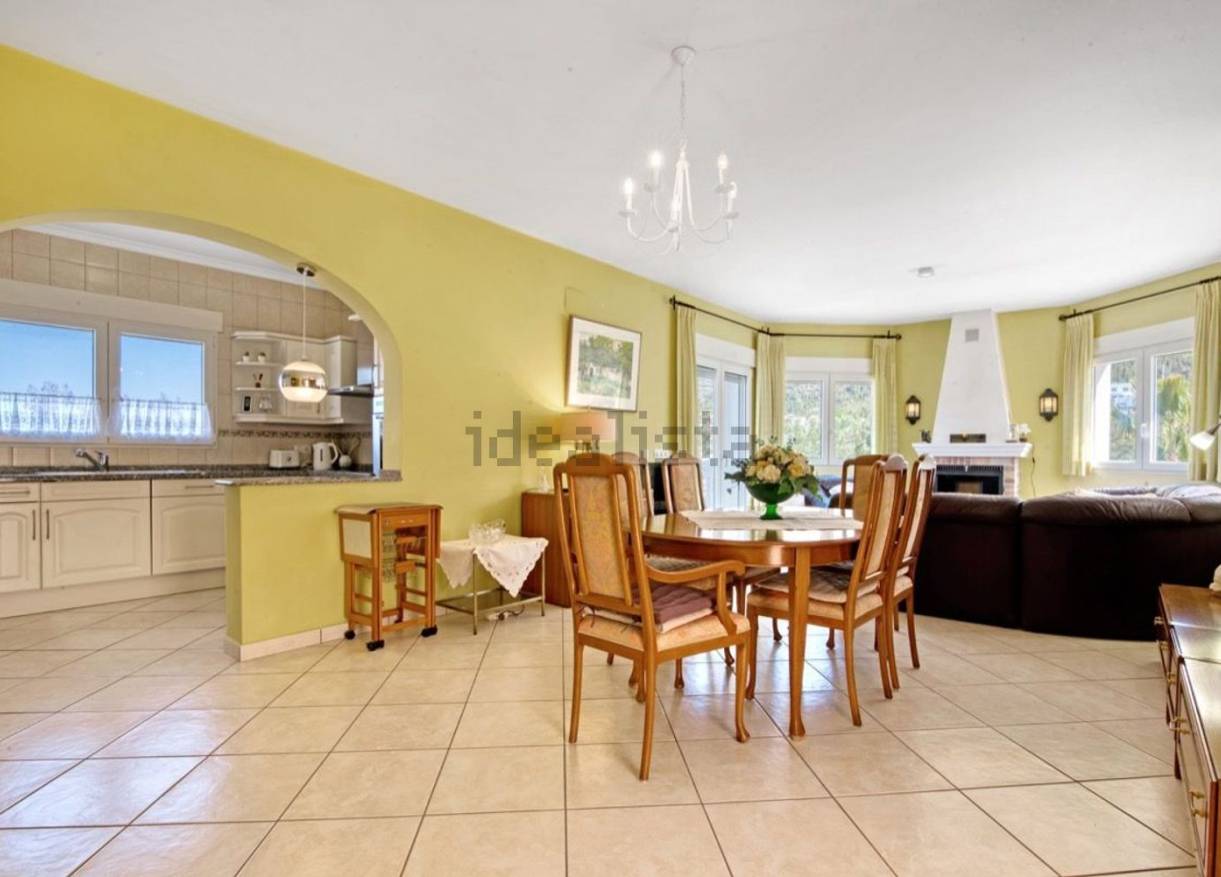 Bestaand - Villa - Denia