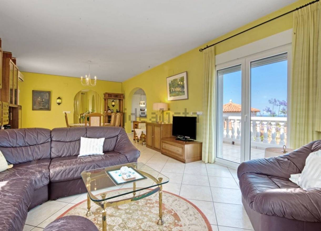 Bestaand - Villa - Denia