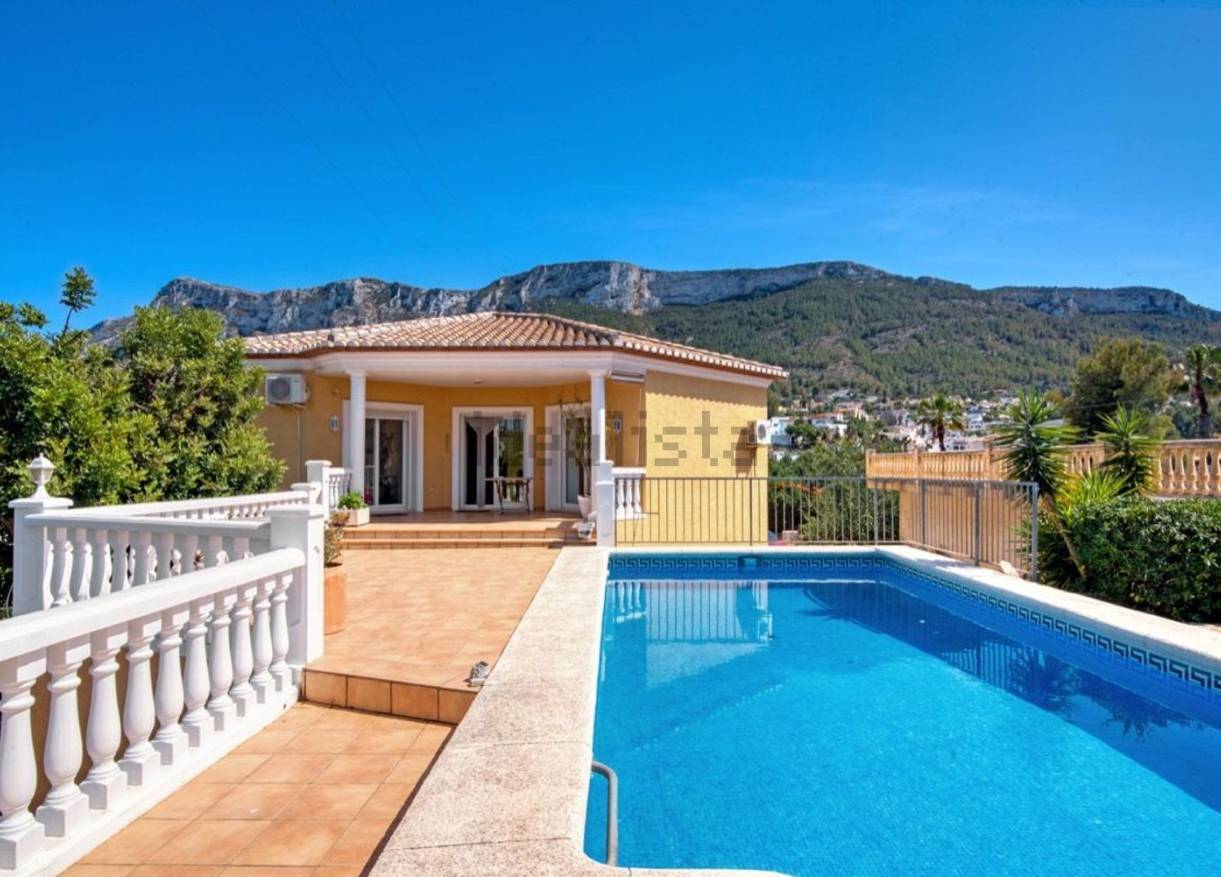 Bestaand - Villa - Denia