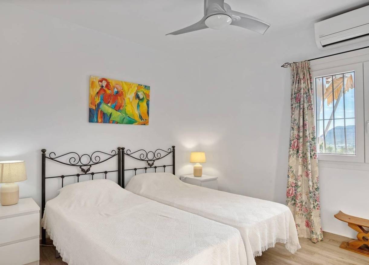 Bestaand - Villa - Jávea