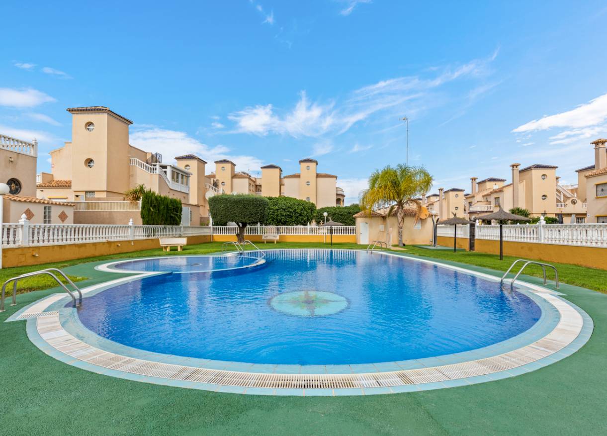 Bestaand - Appartement - Orihuela Costa - Lomas de Cabo Roig