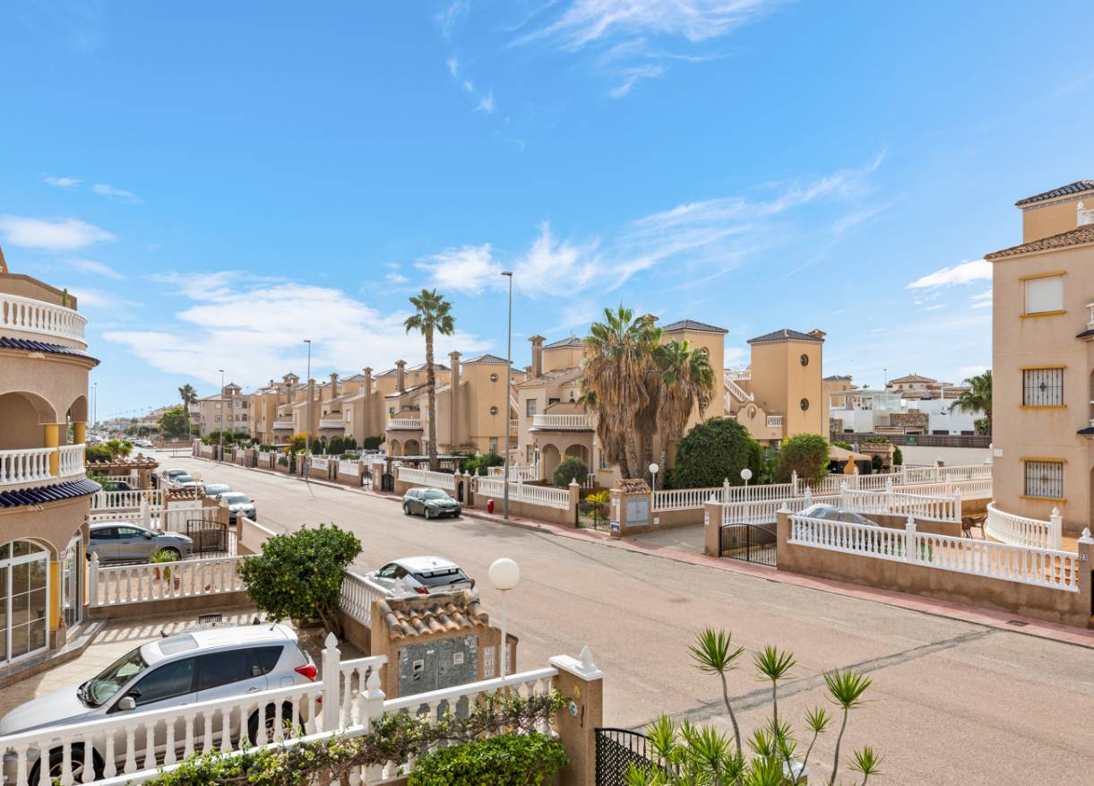 Bestaand - Appartement - Orihuela Costa - Lomas de Cabo Roig