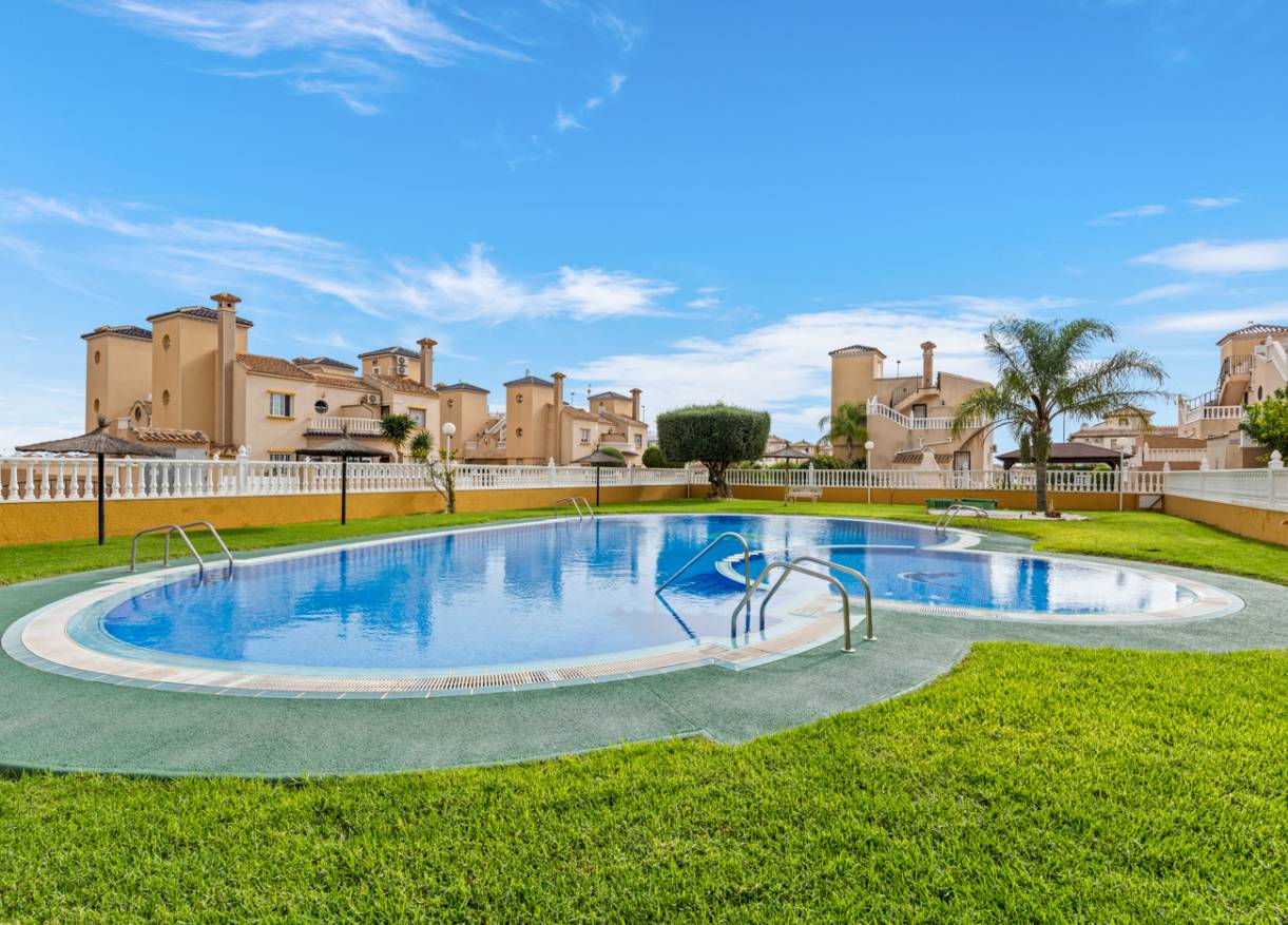 Bestaand - Appartement - Orihuela Costa - Lomas de Cabo Roig