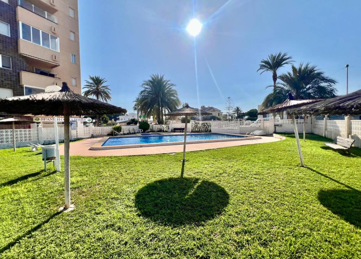 Bestaand - Appartement - Orihuela Costa - La Zenia