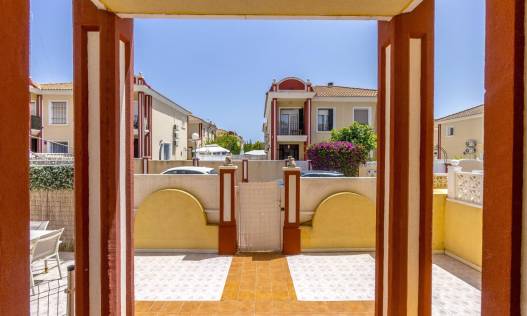 Bestaand - Townhouse / Semi-detached - Orihuela Costa - Campoamor