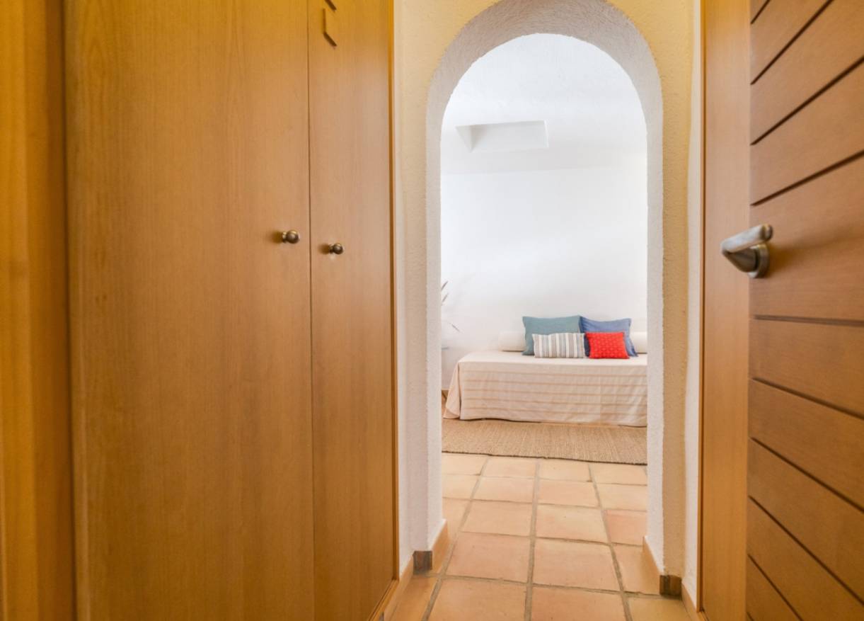 Bestaand - Villa - Jávea