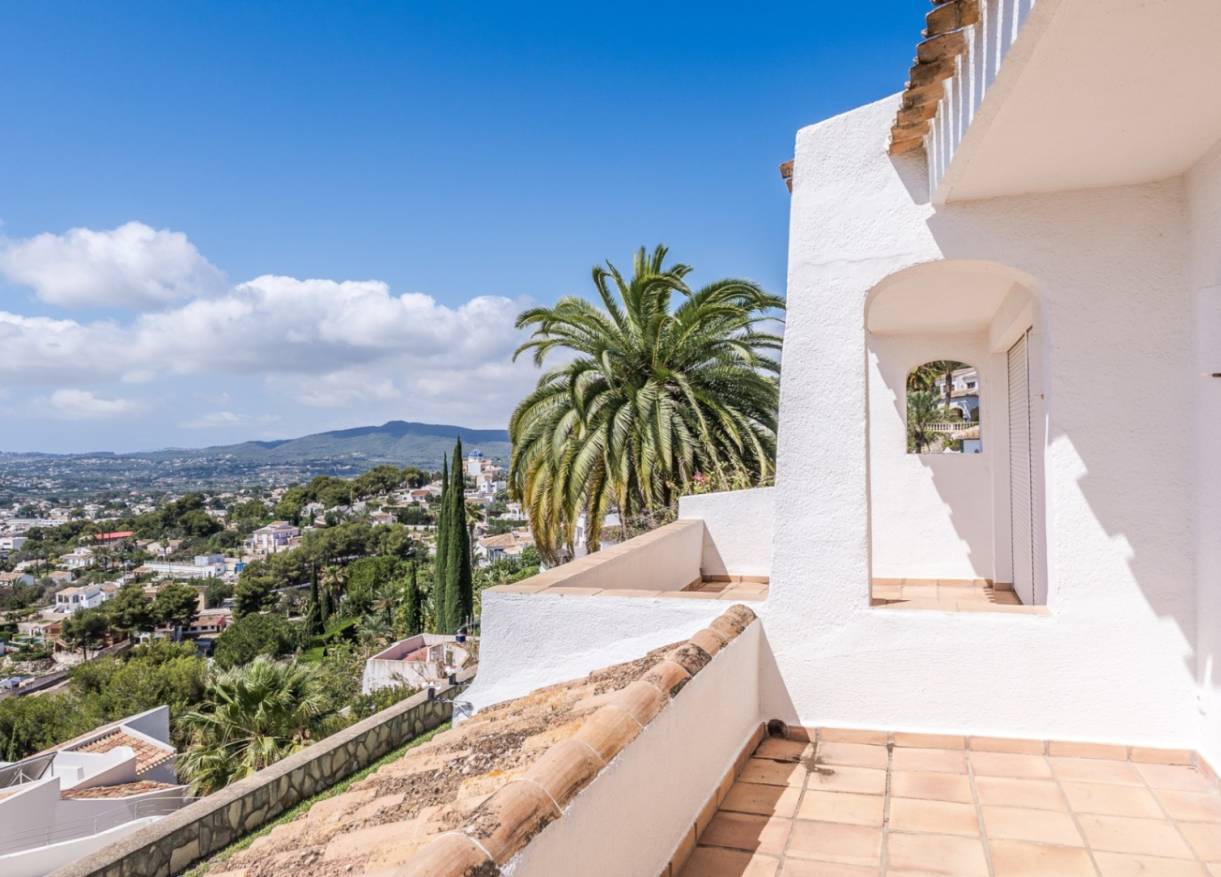 Bestaand - Villa - Jávea