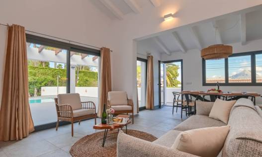 Bestaand - Villa - Jávea