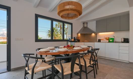 Bestaand - Villa - Jávea