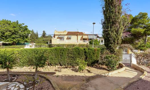 Bestaand - Villa - Torrevieja - Los Balcones - Los Altos del Edén