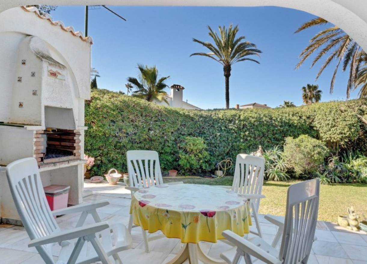 Bestaand - Villa - Marbella - Marbesa