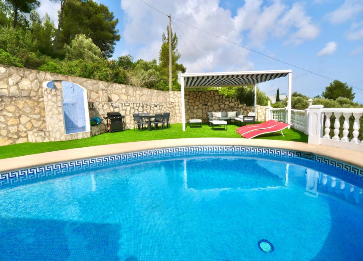 Bestaand - Villa - Denia