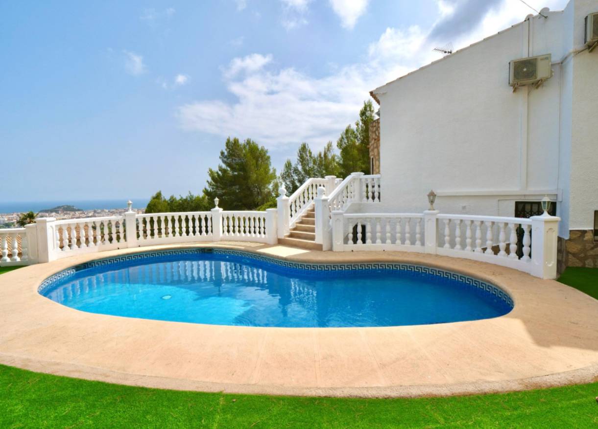 Bestaand - Villa - Denia