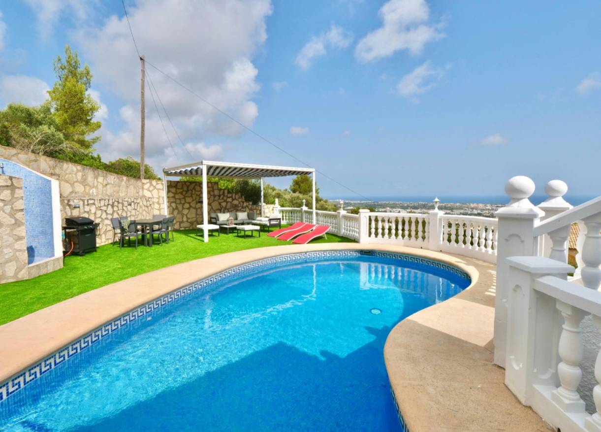 Bestaand - Villa - Denia
