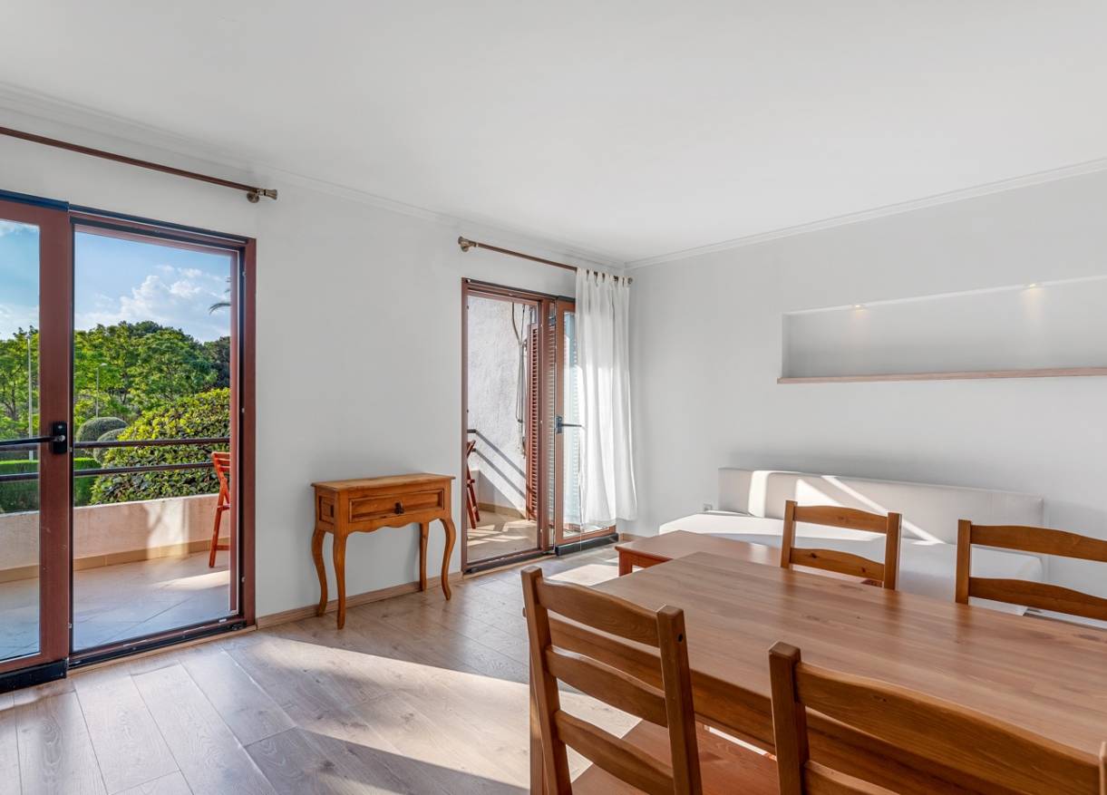 Bestaand - Appartement - Villamartín