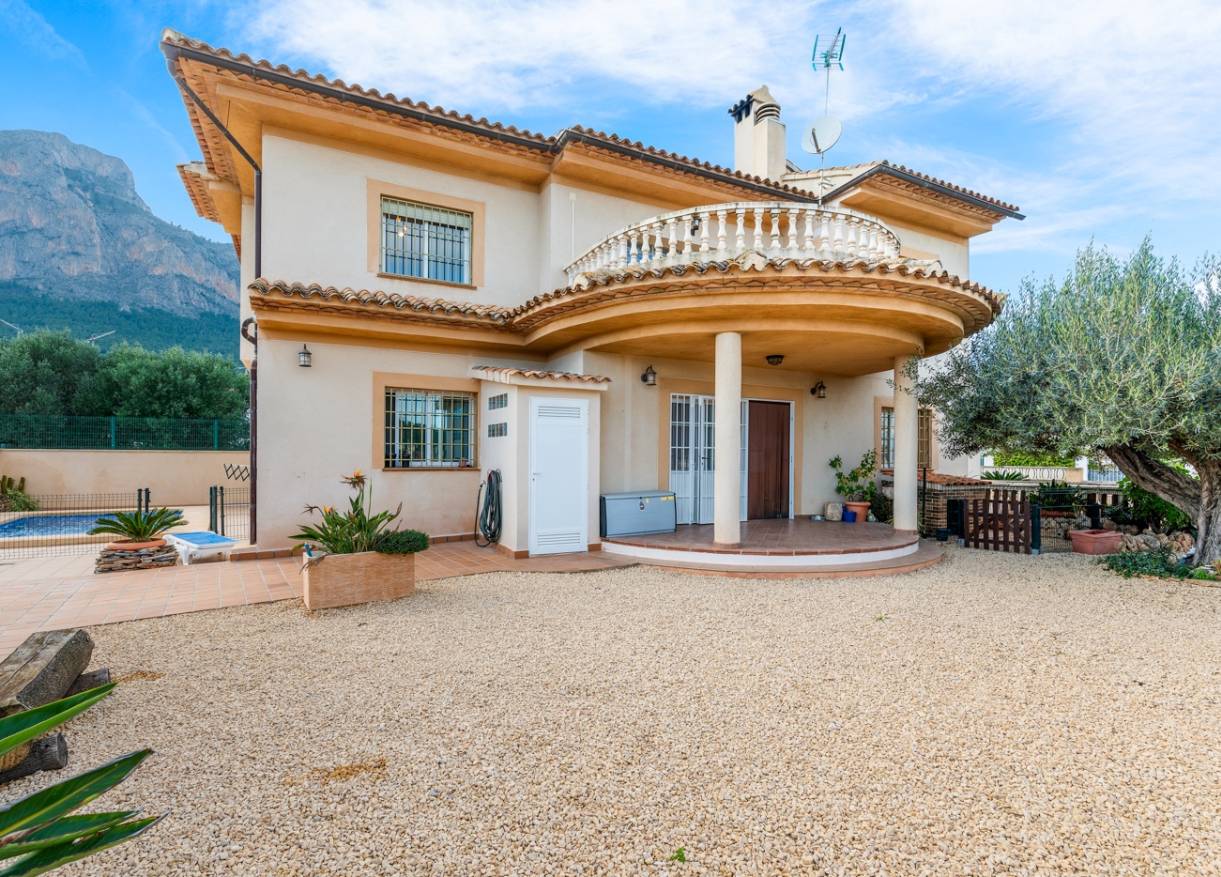 Bestaand - Villa - Polop