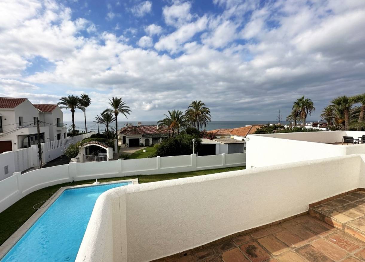 Bestaand - Villa - Marbella - Marbesa