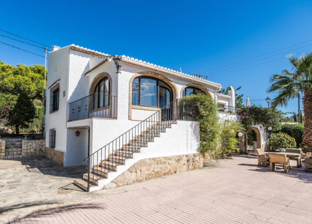 Bestaand - Villa - Jávea - Montgo