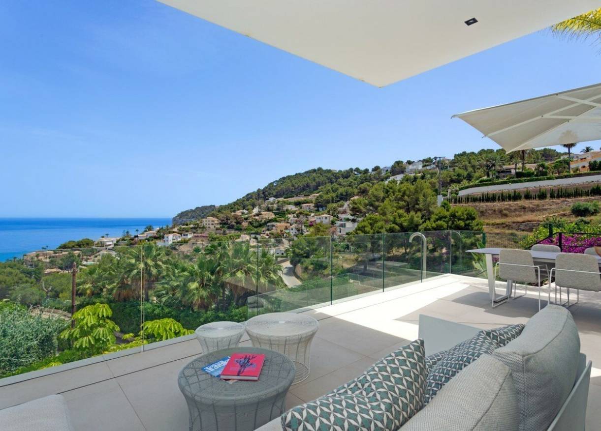 Bestaand - Villa - Jávea