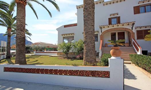 Bestaand - Villa - Denia