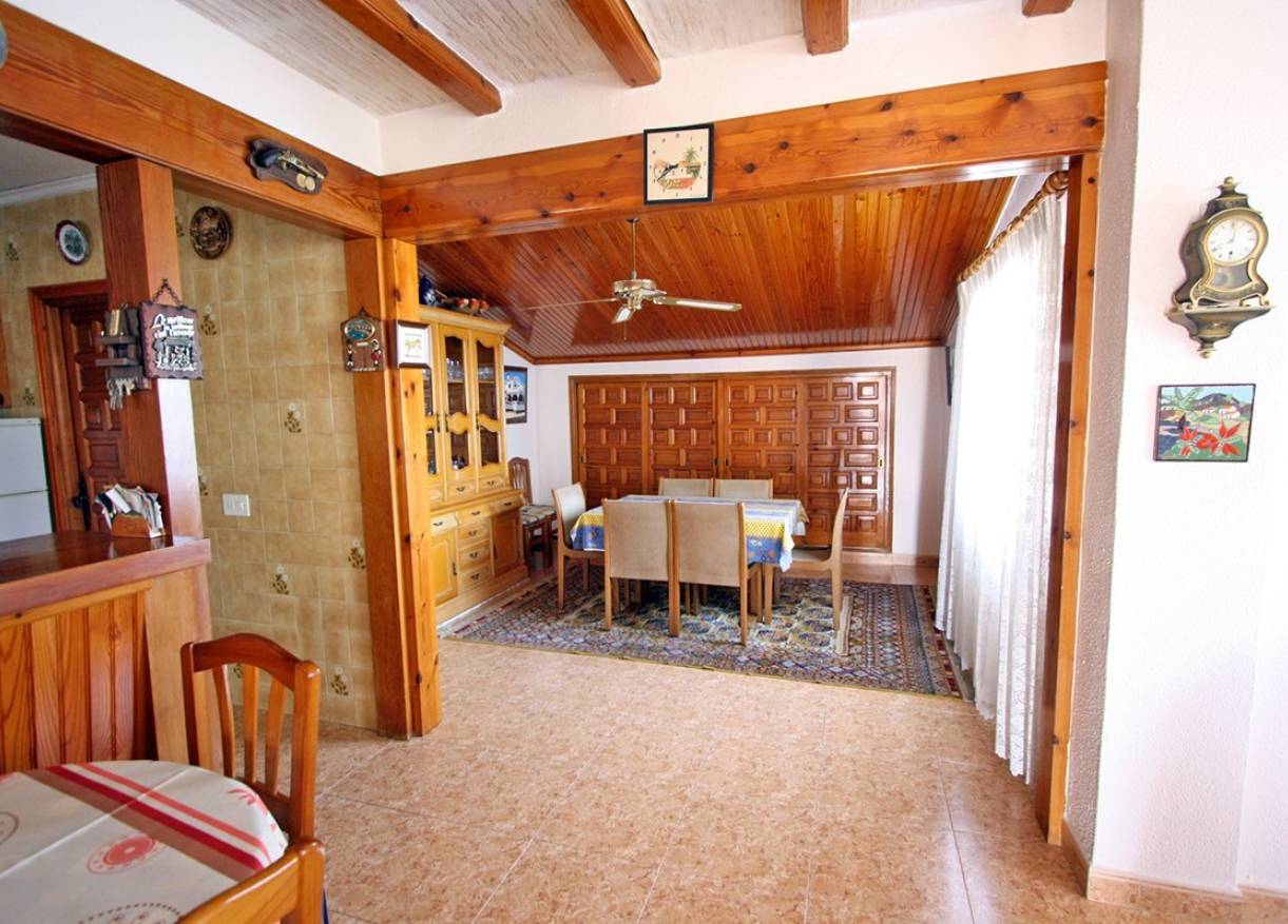 Bestaand - Villa - Denia