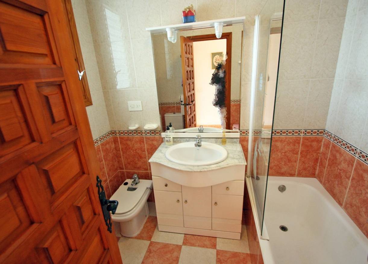 Bestaand - Villa - Denia
