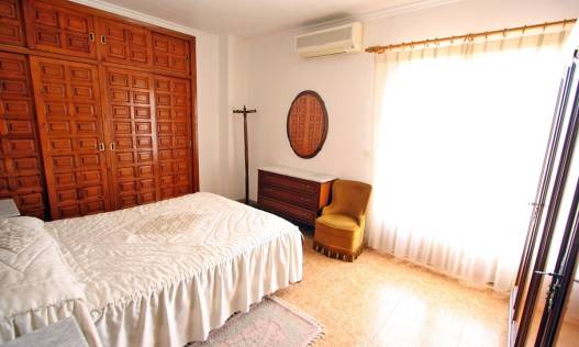 Bestaand - Villa - Denia