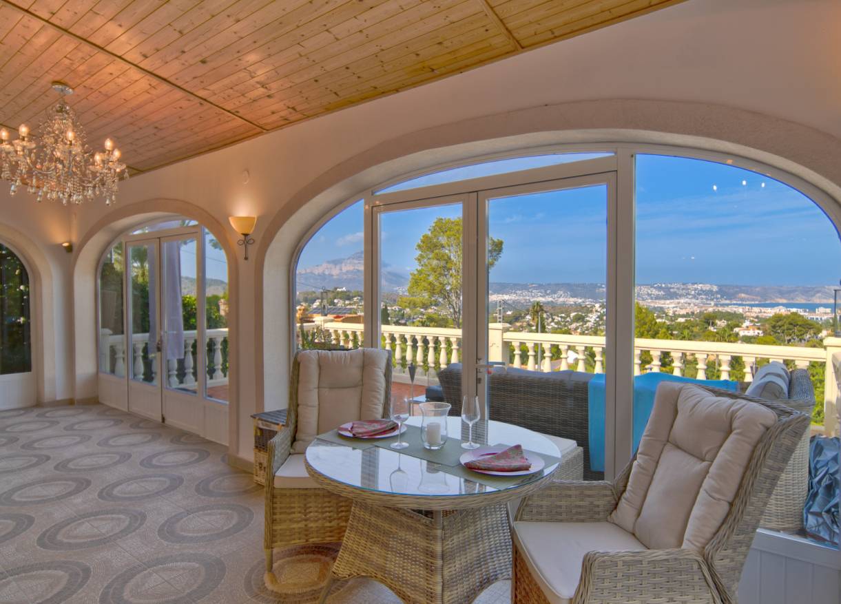 Bestaand - Villa - Jávea