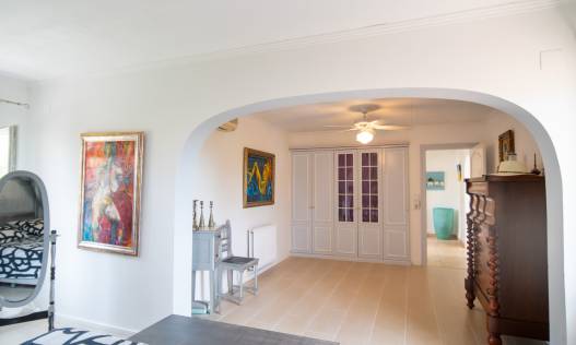 Bestaand - Villa - Jávea