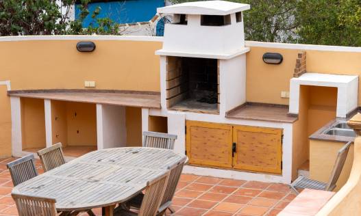 Bestaand - Villa - Jávea