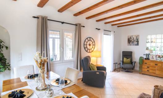 Bestaand - Villa - Jávea