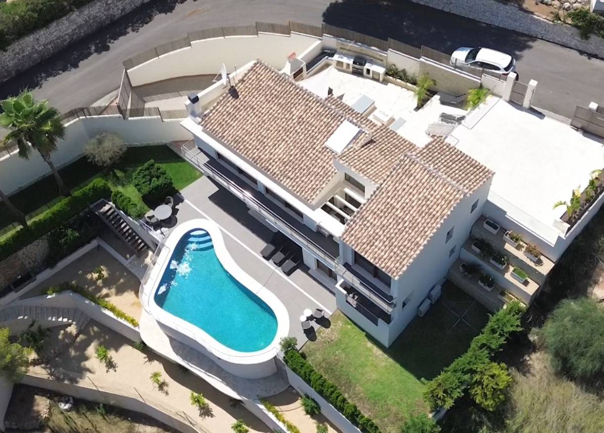 Bestaand - Villa - Jávea