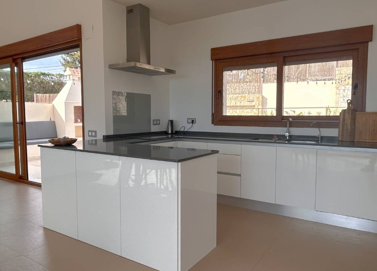 Bestaand - Villa - Jávea