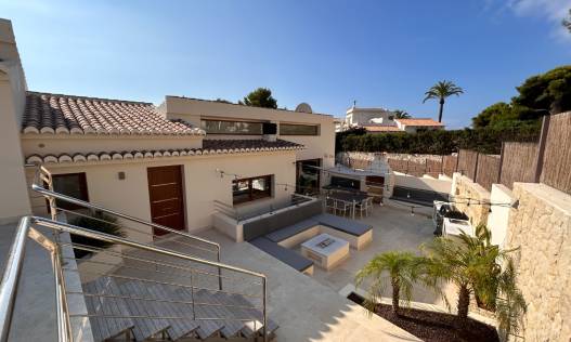 Bestaand - Villa - Jávea