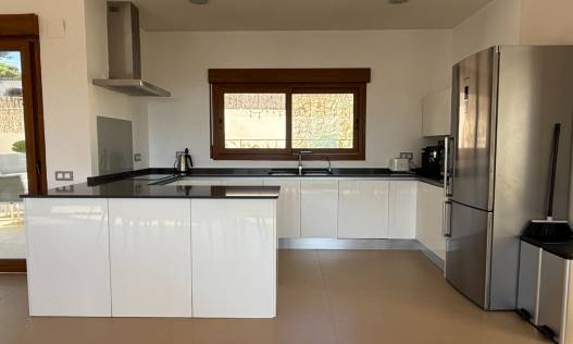Bestaand - Villa - Jávea