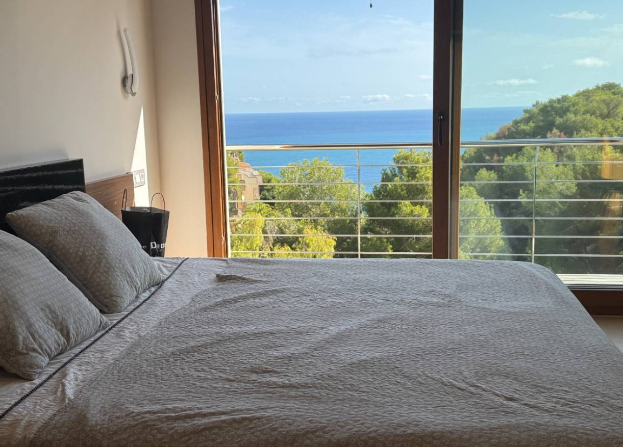 Bestaand - Villa - Jávea