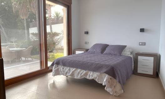 Bestaand - Villa - Jávea