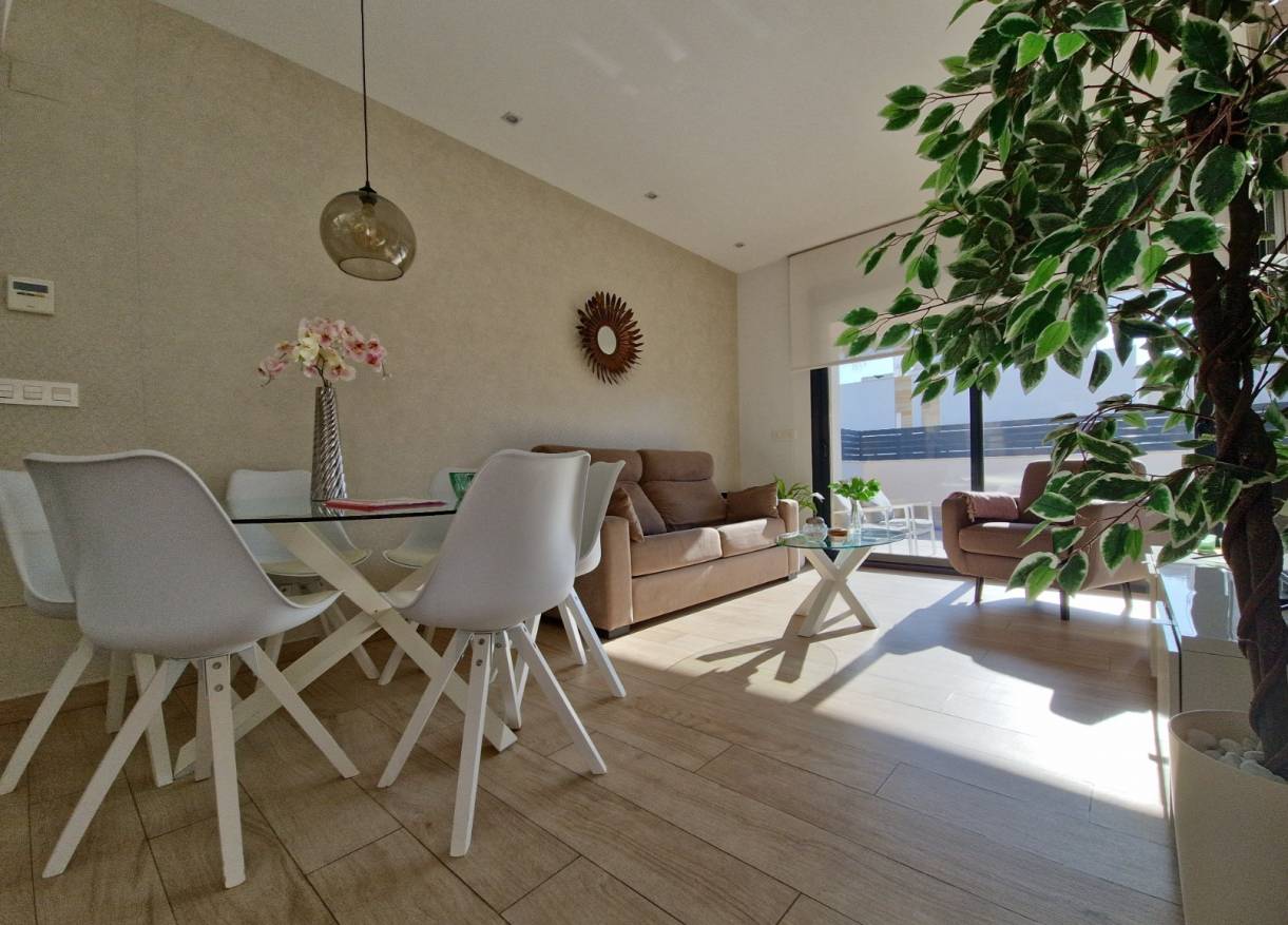 Bestaand - Villa - Torrevieja