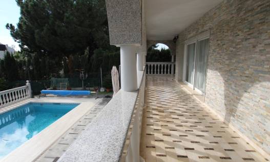 Bestaand - Villa - Marbella - Carib Playa