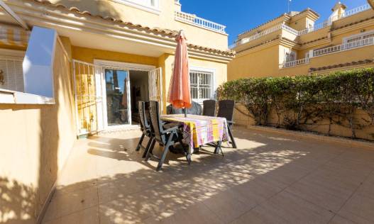 Bestaand - Townhouse / Semi-detached - Punta Prima - Mariblanca