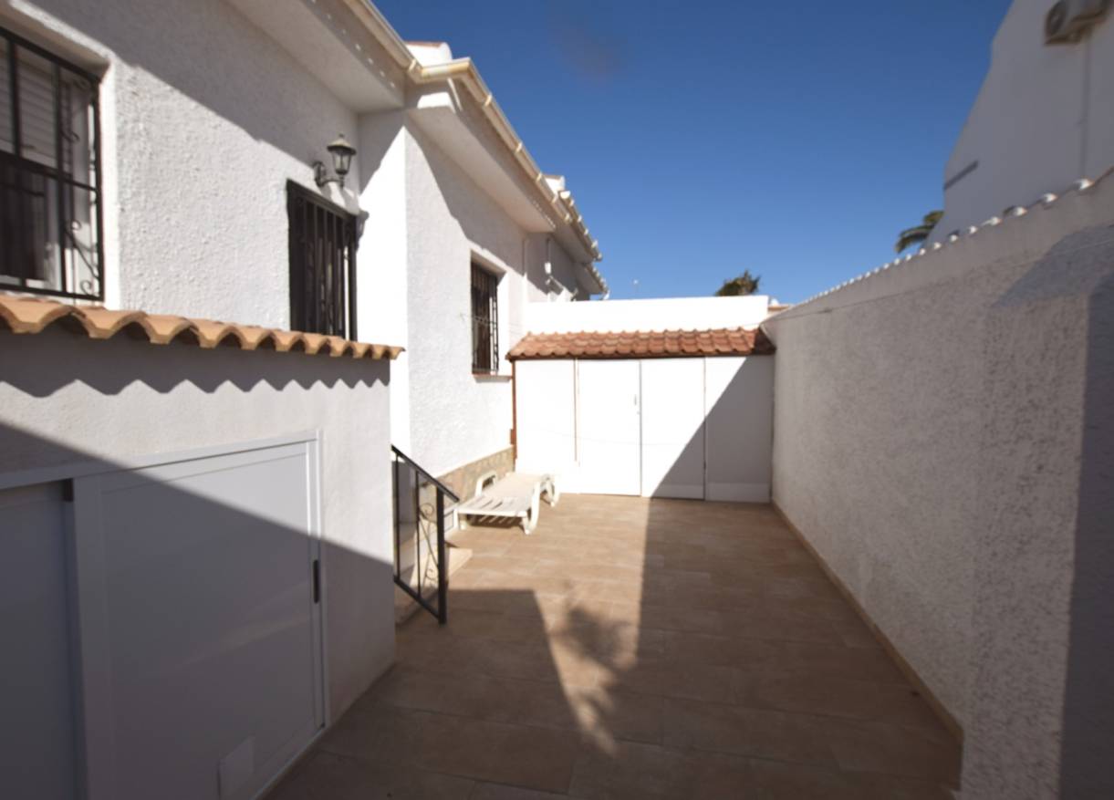 Bestaand - Townhouse / Semi-detached - Ciudad Quesada - Pueblo Bravo