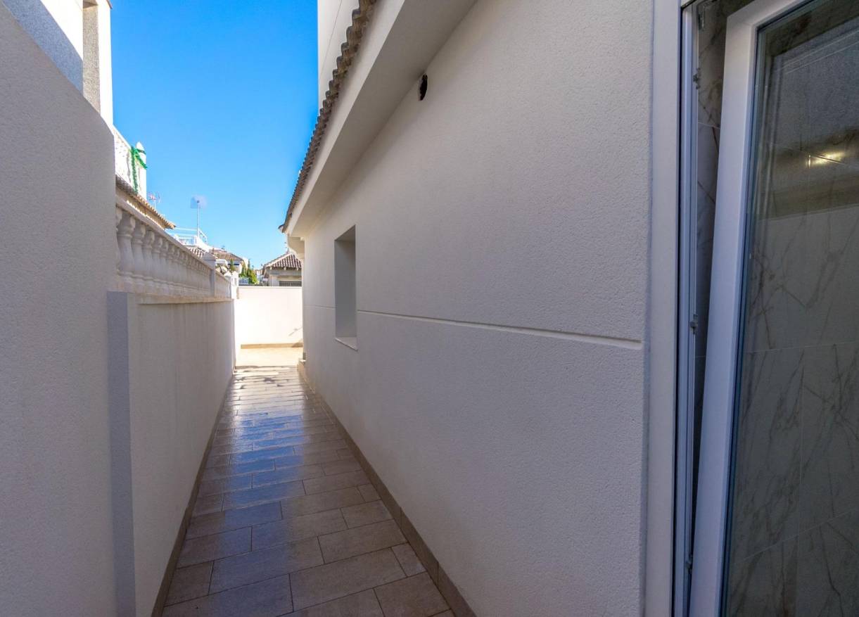 Lange tijd verhuur - Villa - Torrevieja - El Chaparral