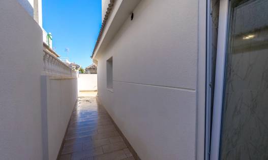 Lange tijd verhuur - Villa - Torrevieja - El Chaparral