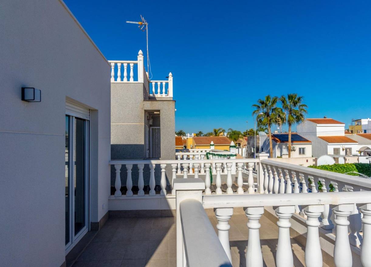 Lange tijd verhuur - Villa - Torrevieja - El Chaparral