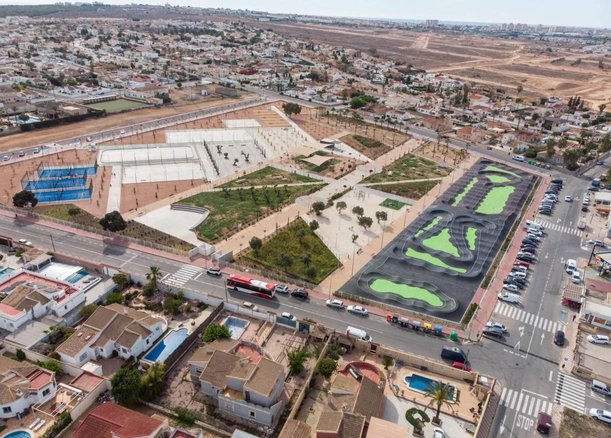 Lange tijd verhuur - Villa - Torrevieja - El Chaparral