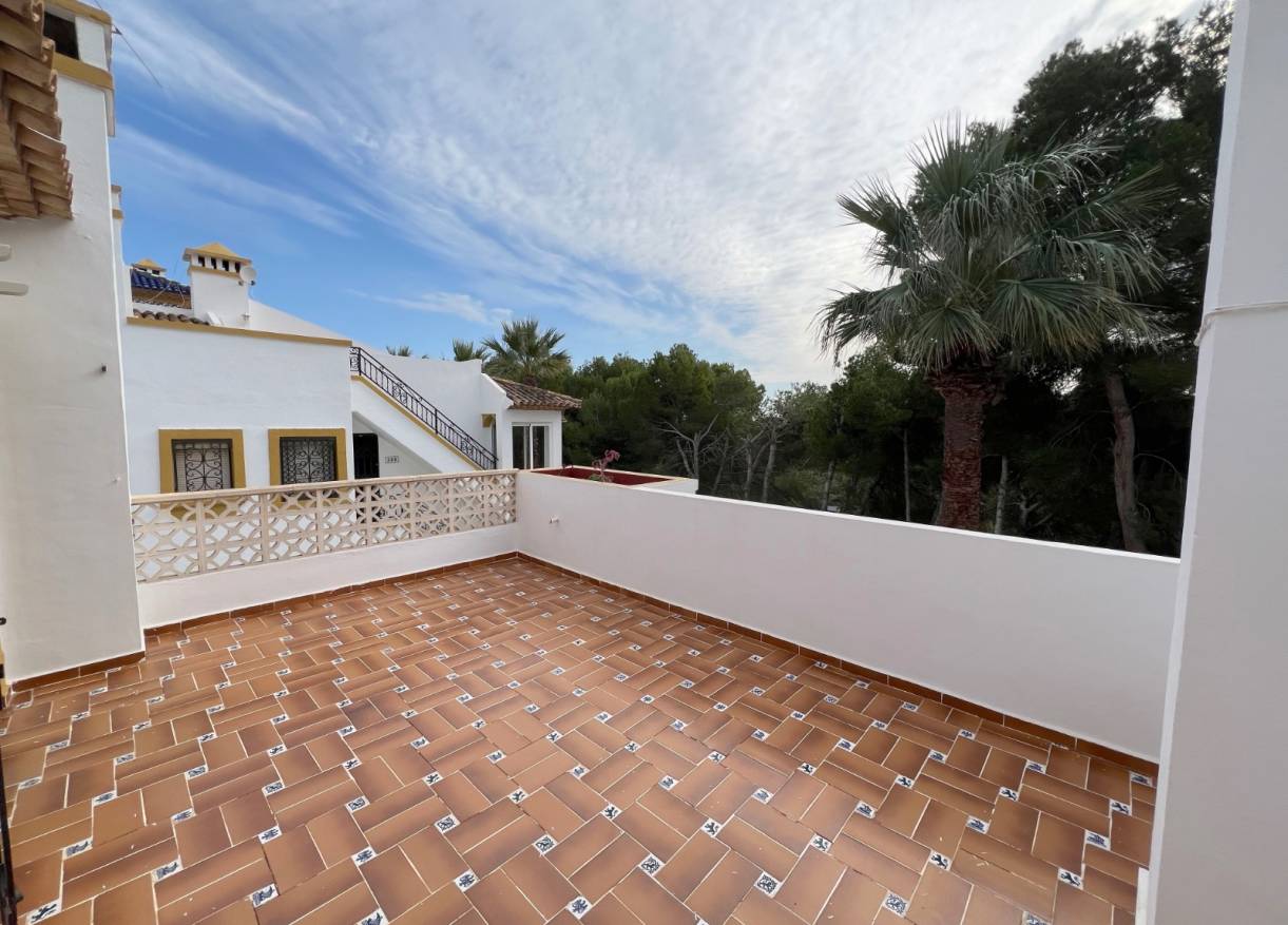 Bestaand - Townhouse / Semi-detached - Orihuela Costa - Villamartin