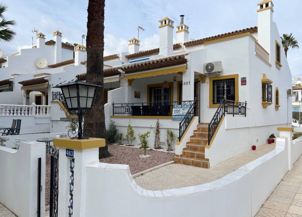 Bestaand - Townhouse / Semi-detached - Orihuela Costa - Villamartin