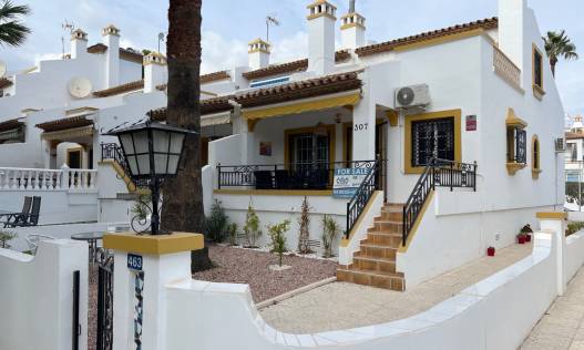 Bestaand - Townhouse / Semi-detached - Orihuela Costa - Villamartin